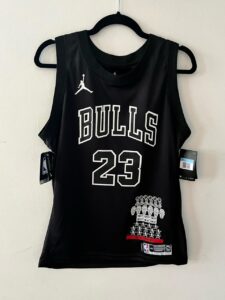 Bulls negra 23